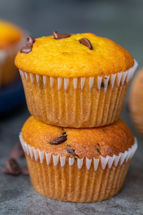 Gros plan sur des muffins à la citrouille